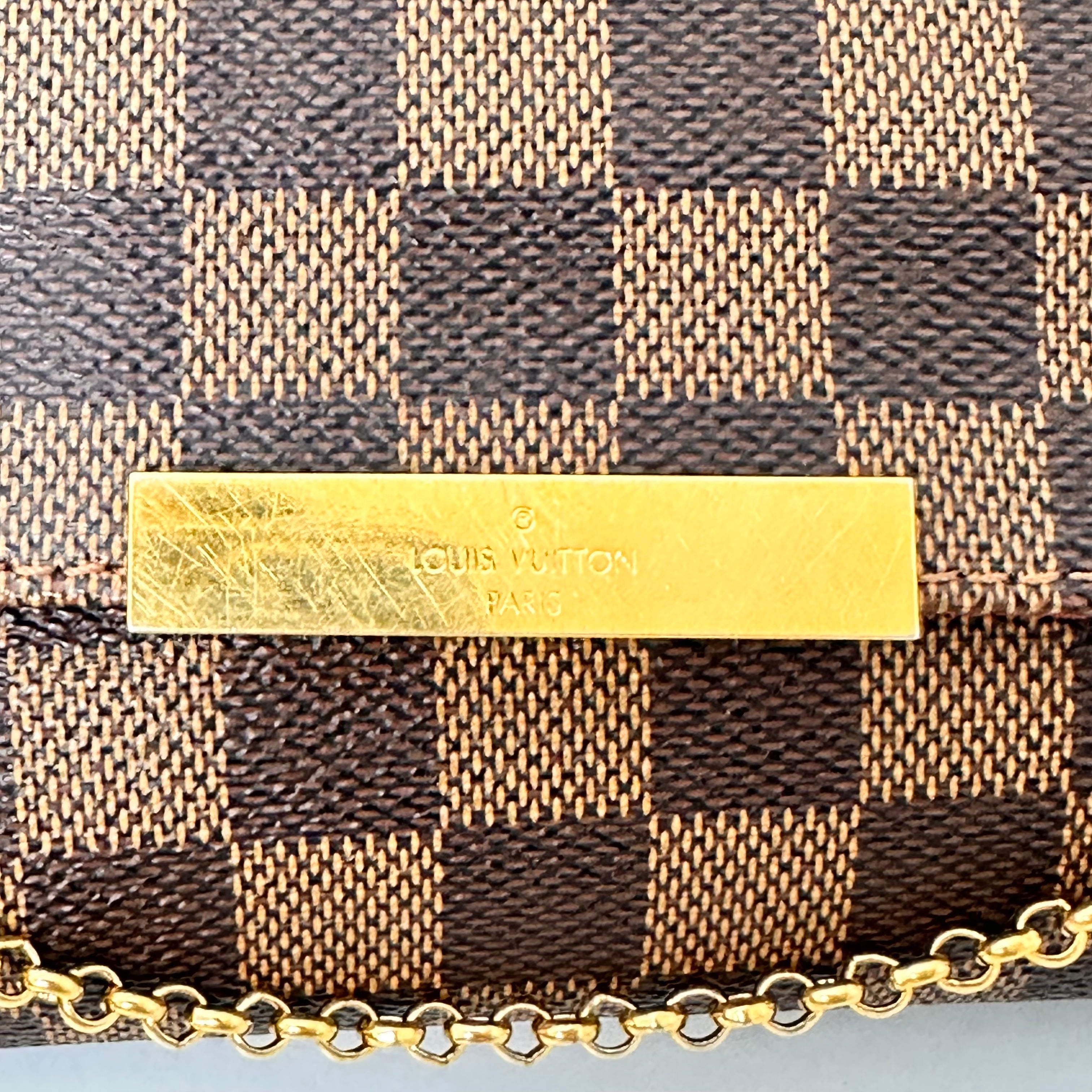 Damier Ebene Favorite