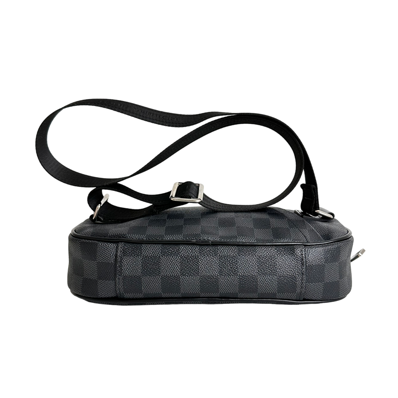 Louis Vuitton - Damier Graphite Ambler Bumbag – The Reluxed Collection