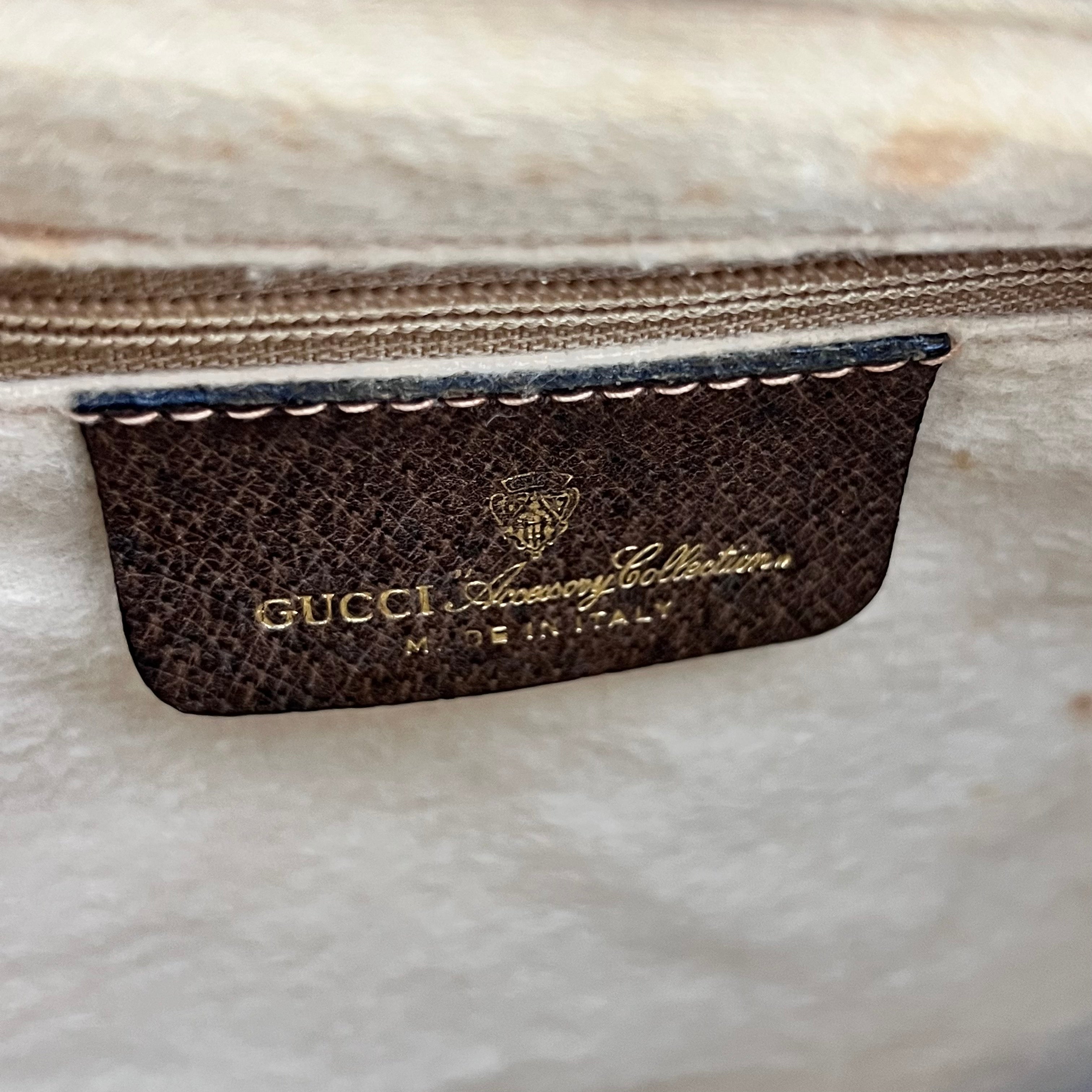 GG Medium Shoulder Bag