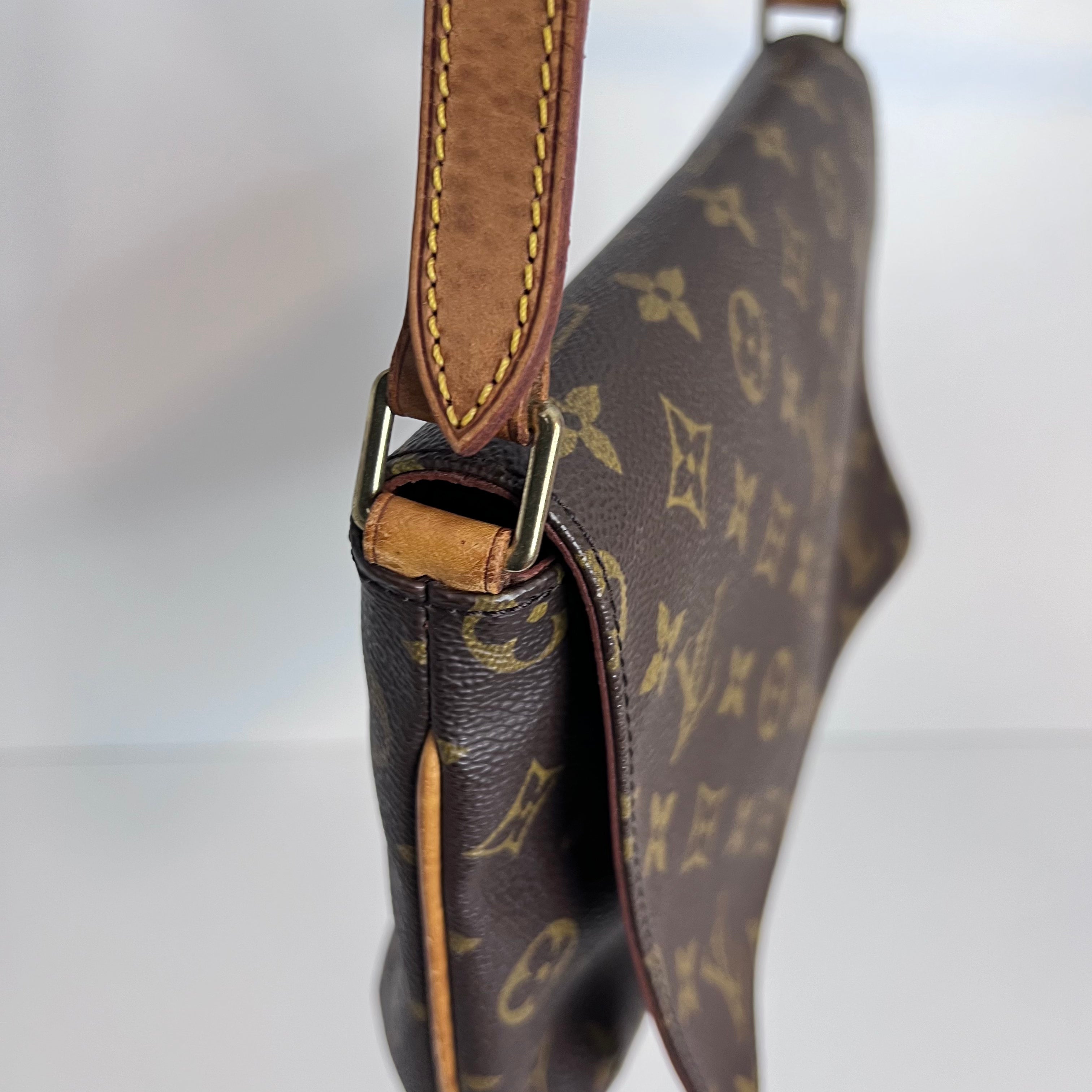 Monogram Musette Tango