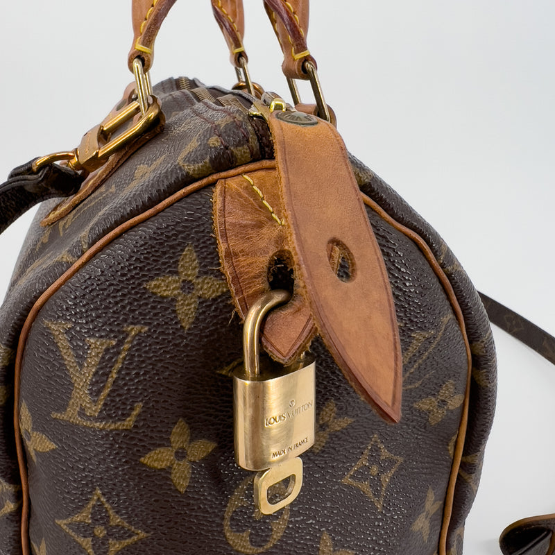 Louis Vuitton pre-owned Épi strap shoulder bag, Brown Louis Vuitton 2008  Monogram Speedy 25 Bag